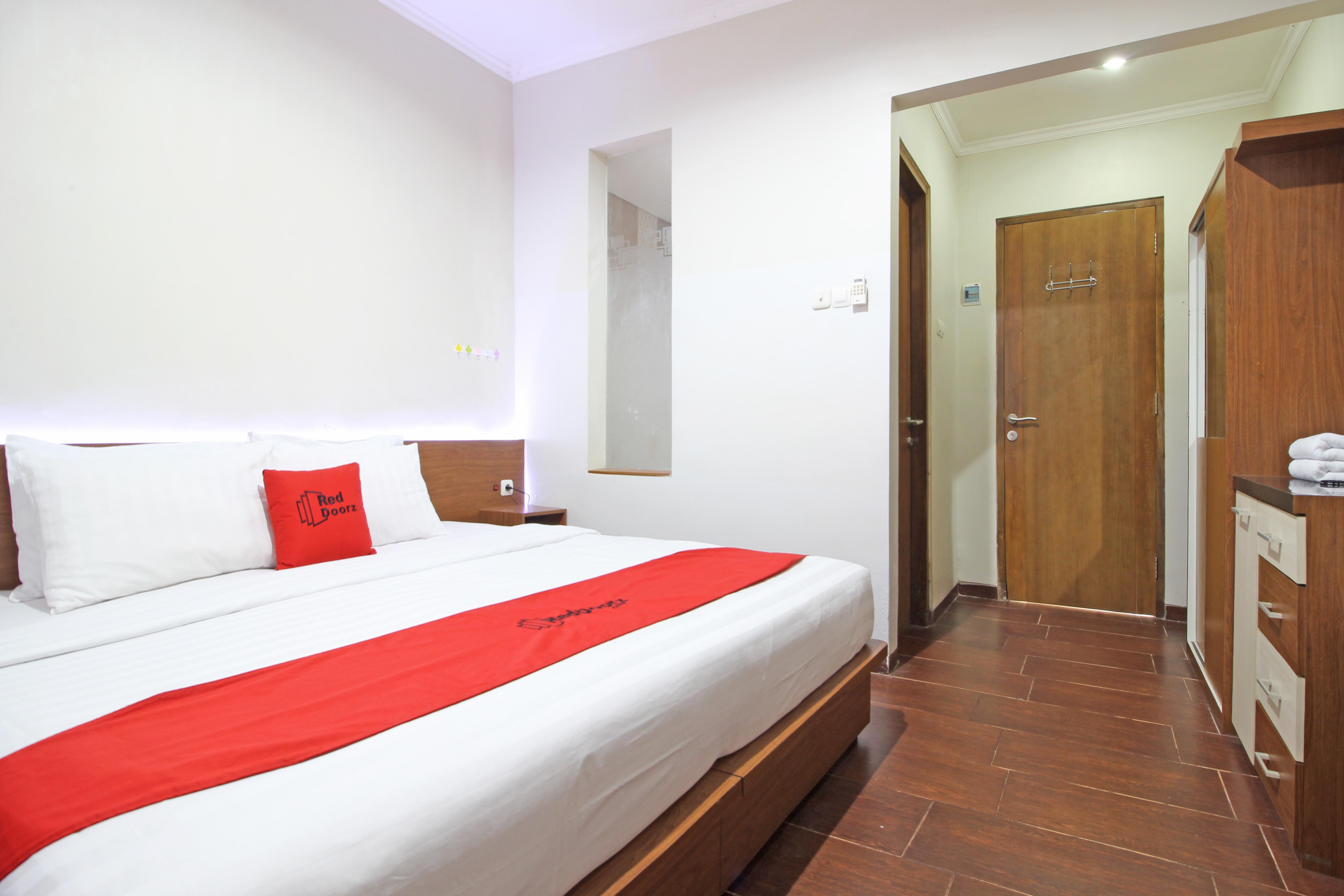 Reddoorz Near Jogja City Mall Melati Esterno foto